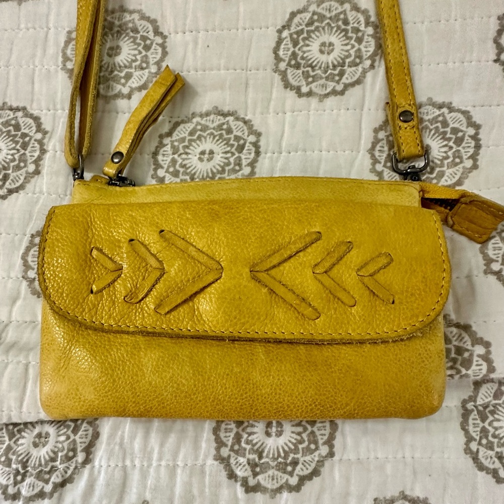 Beautiful yellow leather Latico brand wristlet